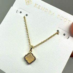 Kendra Scott Mallory Small Pendent Iridescent Necklace Gold Drusy